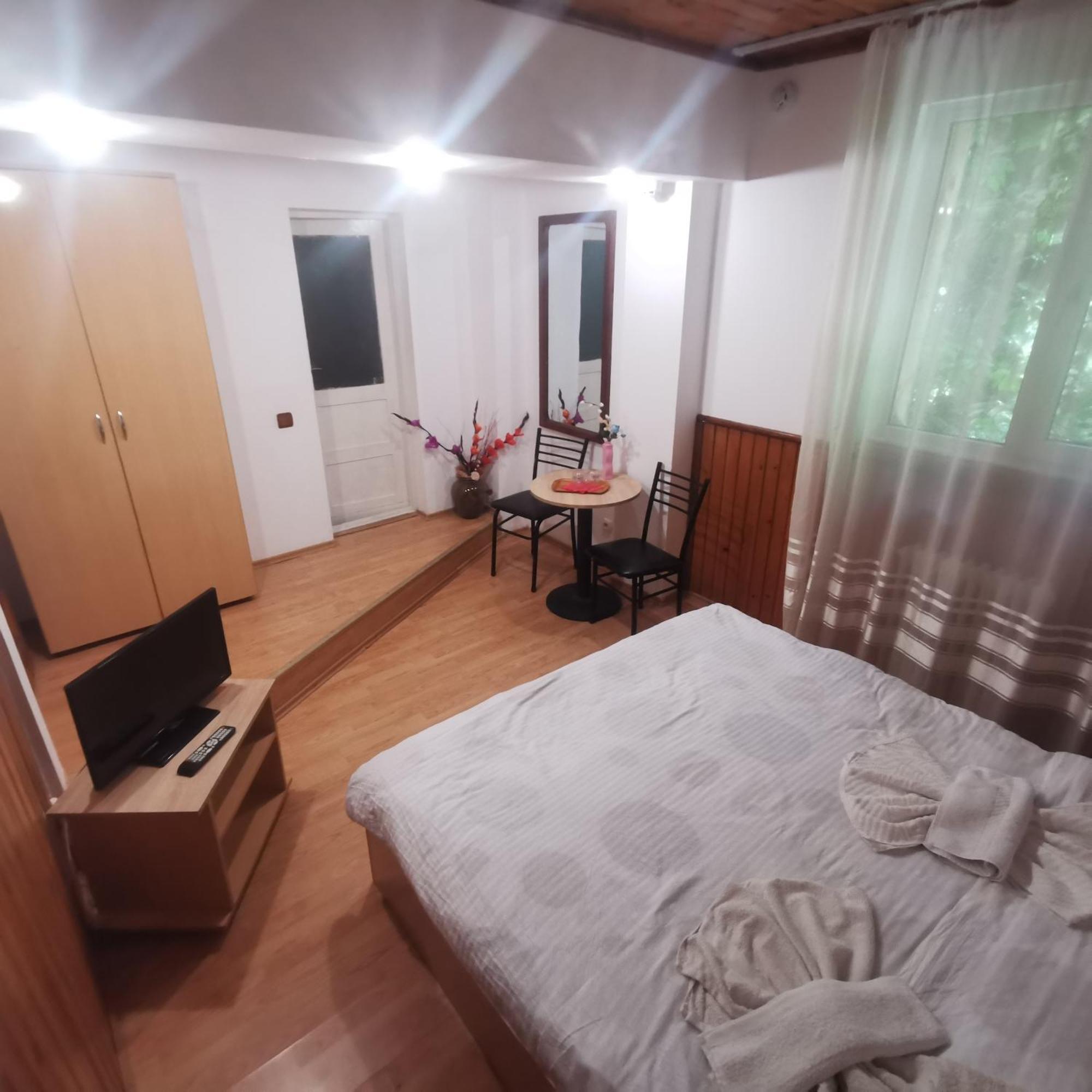 Pensiunea Fara Nume Buşteni Zewnętrze zdjęcie